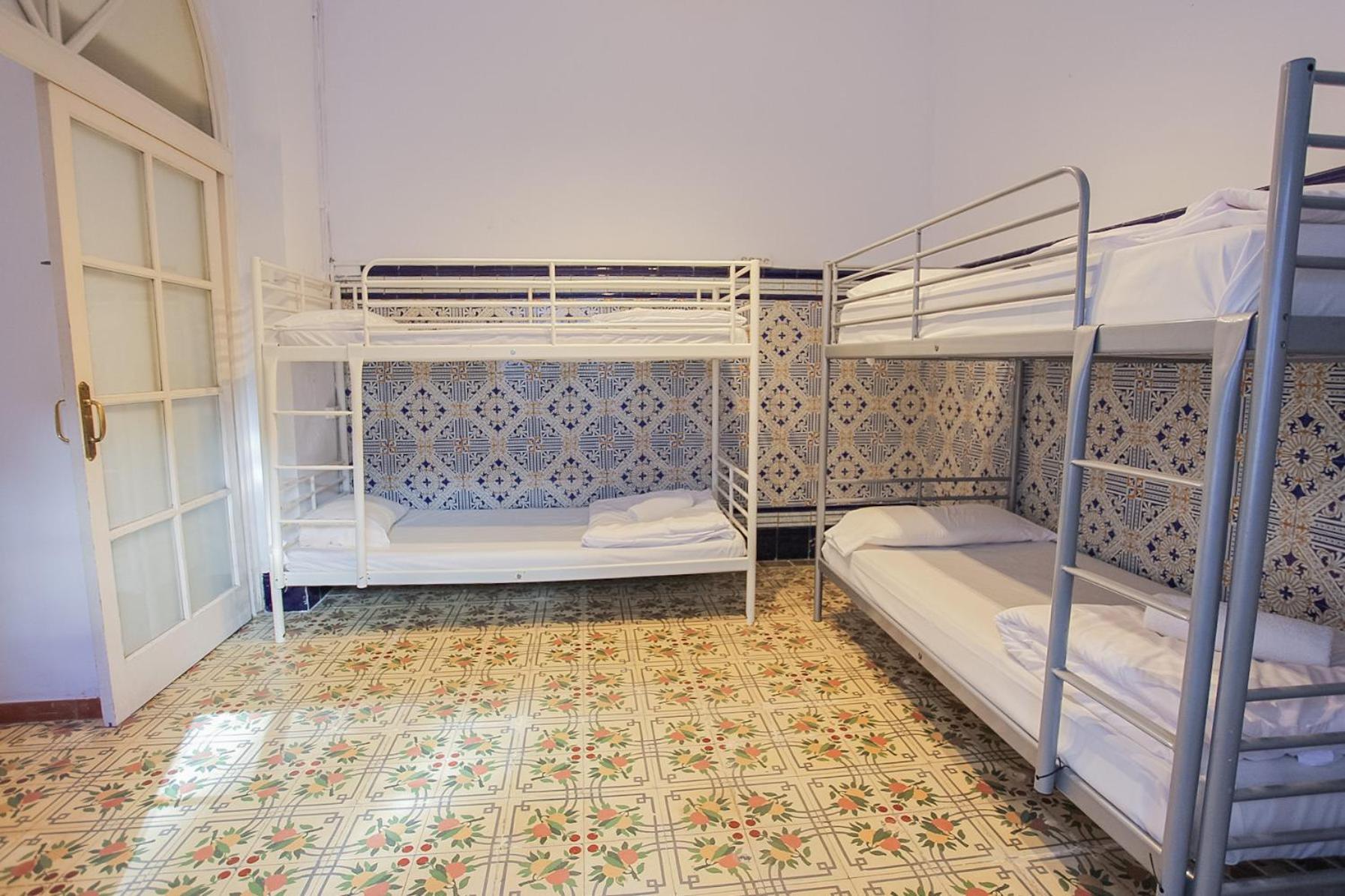 Barbatuke Conde Hostel Malaga Ngoại thất bức ảnh